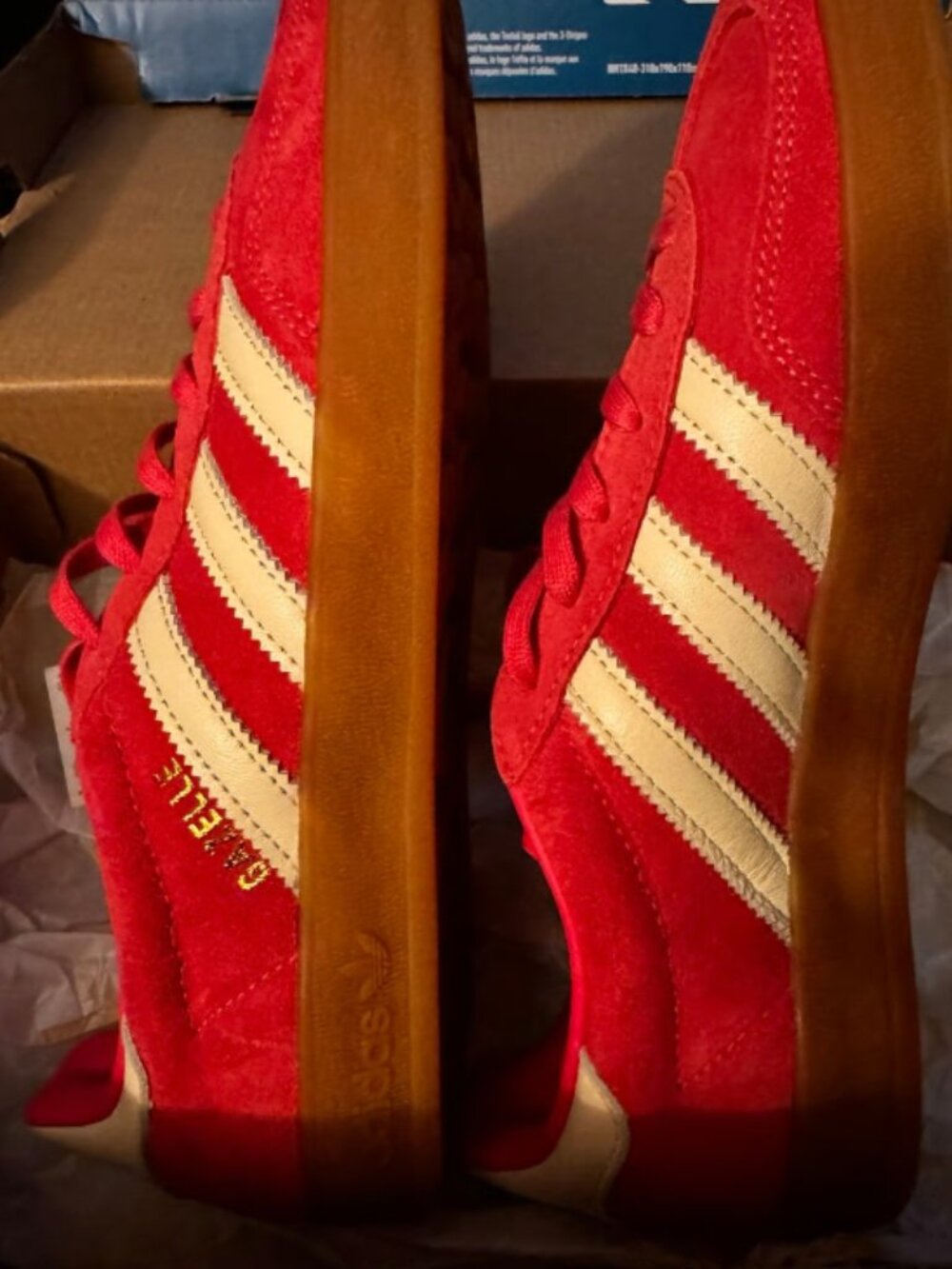 adidas Gazelle Women’s Sneakers in Pink and Cream with Gum Sole